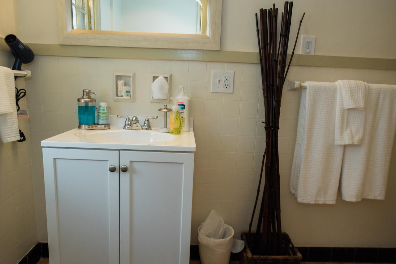 The Little Italy Of Niagara Falls Bed & Breakfast Extérieur photo