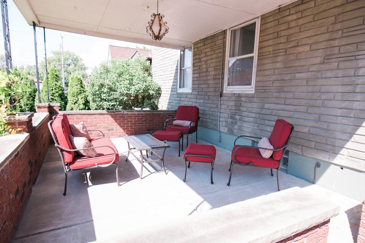The Little Italy Of Niagara Falls Bed & Breakfast Extérieur photo